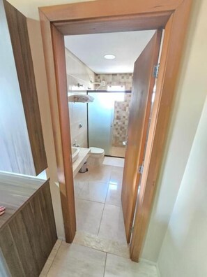 Bathroom - Hotel Cardinal Pedro Juan Caballero (Pedro Juan Caballero)