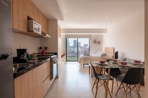 Interior - Bright Loft by Reforma with Monument Views (Mexico City)