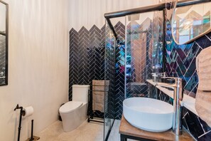 Hair dryer - Stylish Roma Norte Loft | Walk to Cafés & Dining (Mexico City)