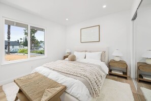 Room - The Mara Villa (Mission Viejo)