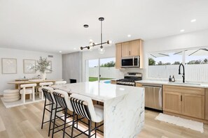 Private kitchen - The Mara Villa (Mission Viejo)