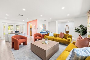 Interior - Pickleball, Heated Pool, Mini Golf & Games! 5 Mins to Beach! Sleeps 16! (Seminole)