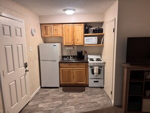 Private kitchen - Good Pick's Studio Six @ Rustic Ridge in Granite Dells (Prescott)