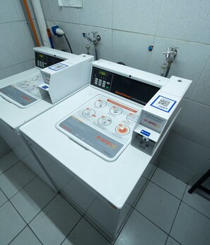 Interior - Cozy apartment in Providencia near Cost Center, steps from the subway, free parking. (Providencia)