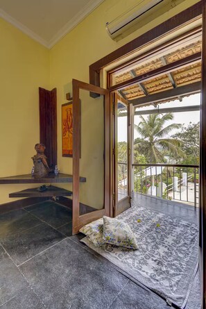 Interior - River View 5bhk Villa (Chikhli)