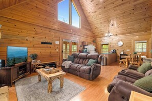 TV, fireplace - *New* Peaceful Mtn Retreat | Dock | Pool | Hot Tub (Sevierville)