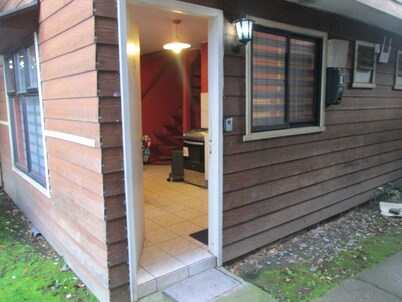 B1 Comfortable furnished 1-story apartment near downtown Puerto Montt