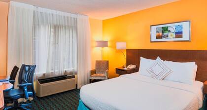 Buckhead Luxe Double - Fairfield Inn Stay