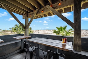Outdoor dining - NEW LISTING!!! Welcome to the Gorgeous Gulf Shores Plantation #4309 - Water View (Gulf Shores)