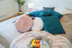 1 bedroom, WiFi, bed sheets - OG1 "L" Helle 70m² City Wohnung 15 min. von Salzburg (Freilassing)