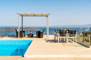 Outdoor pool - Seaview Villa Private Pool & BBQ, 1km from Elounda (Schisma Eloundas)