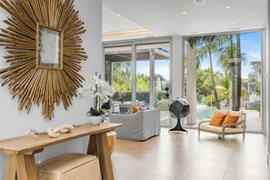 Interior - 4bdrm Luxury Canal-Front Villa in Leeward  Private Dock Pool Paradise (Leeward Settlement)