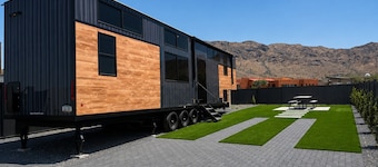 Scenic Mountain View RV - Peaceful Getaway