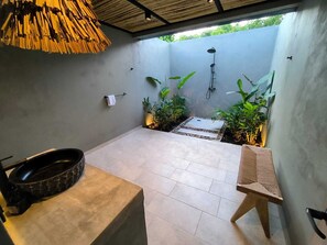 Towels, soap - Large Farm via Villeta in Closed Condominium (Villeta)