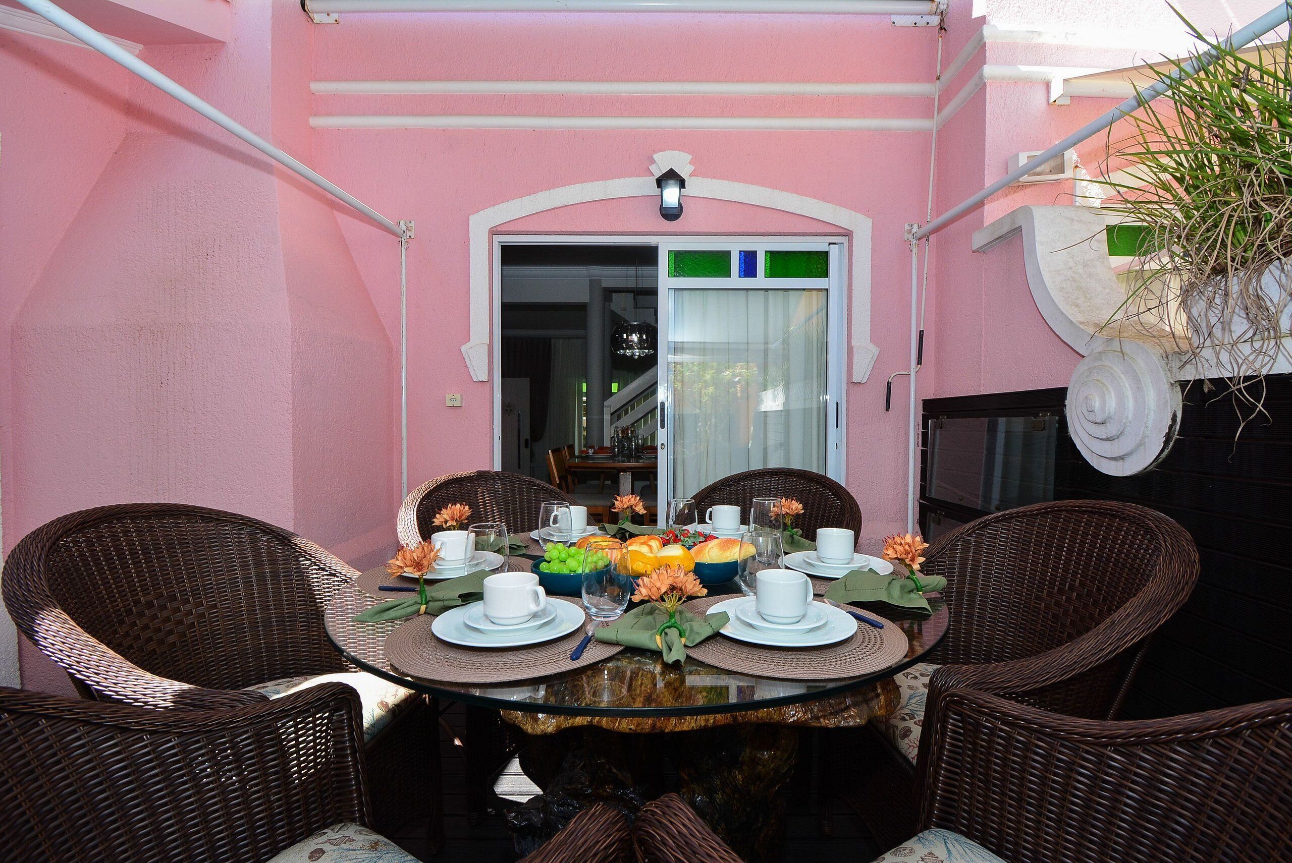 Villa | Outdoor dining