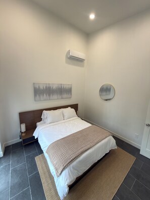 Premium Cabin, Mountain View | Iron/ironing board, free WiFi