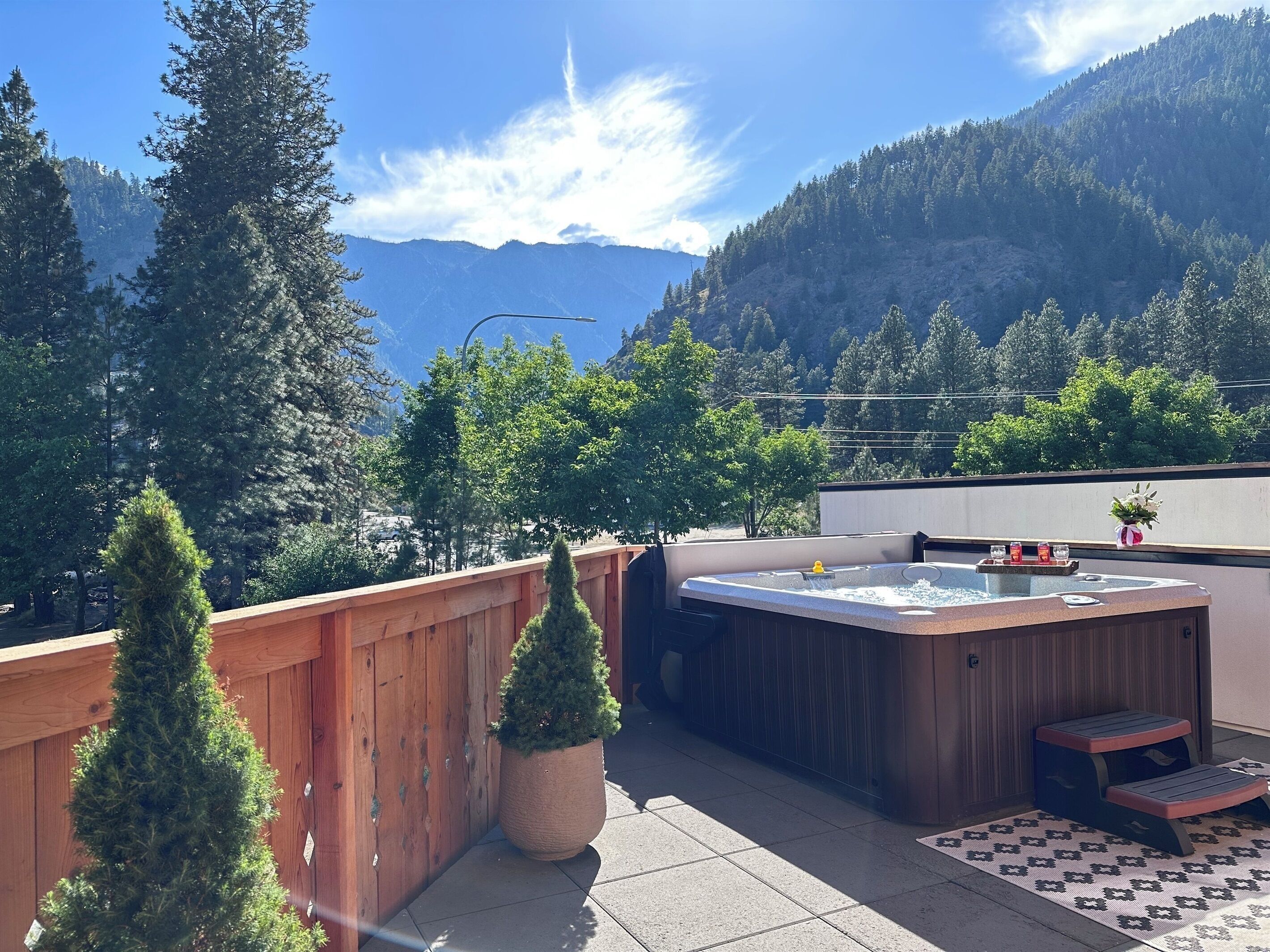 Bain à remous extérieur