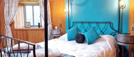 5 bedrooms, individually decorated, individually furnished