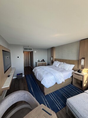 Room - Beverly hotel (Owen Sound)