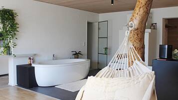 Shower, towels