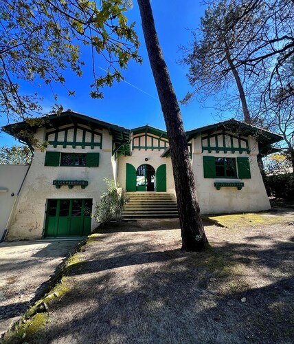 Villa Gaume with exceptional view of the forest, 2 minutes from Dune du Pyla