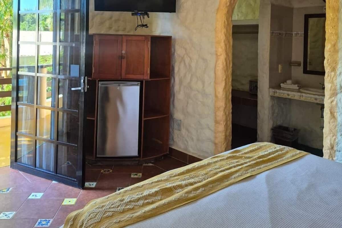 Suite junior | Caja de seguridad en la habitación, wifi gratis y ropa de cama