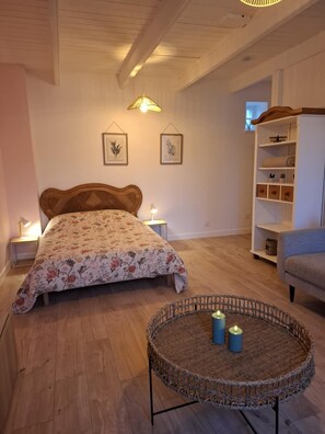 1 chambre, accès Internet, draps fournis