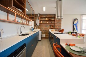 Apartment | Private kitchen - Charme e Conforto - 400m Praia de Palmas (Governador Celso Ramos)