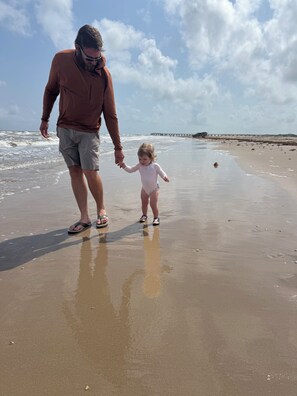 Una spiaggia nelle vicinanze