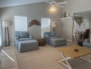 Living area - 3BR Townhome | FREE Beach Setup + Coastal Style (Destin)