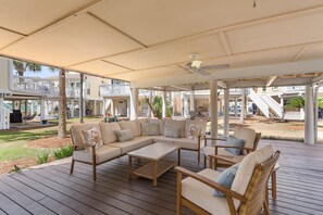 Terrace/patio - 3BR Townhome | FREE Beach Setup + Coastal Style (Destin)