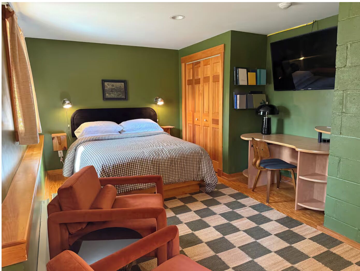 1 bedroom, desk, iron/ironing board, free WiFi