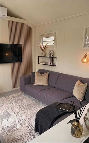 Imagen sin descripción, 5 de 9, botón