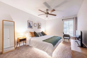 2 Schlafzimmer, Bügeleisen/Bügelbrett, WLAN, Bettwäsche