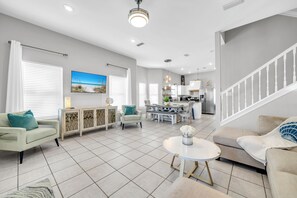 Living area - ☀️Saltwater Social Club | Private Pool | Walk to Beach☀️ (Miramar Beach)