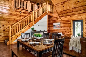 Dining - Indoor Pool + Arcade Loft | 4 En-Suite BRs | Gated Bear Crossing Cabin (Sevierville)