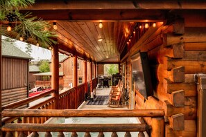 Property grounds - Indoor Pool + Arcade Loft | 4 En-Suite BRs | Gated Bear Crossing Cabin (Sevierville)