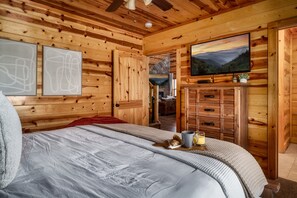 4 chambres, fer et planche à repasser, lit parapluie, Wi-Fi gratuit