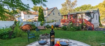Stamford : The Comfy Cove Hideout