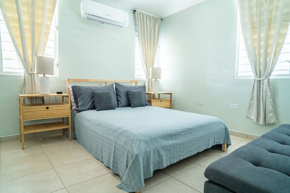 Unclassified image, 1 of 35, button - La Orilla 3-bedroom for 6 in Arroyo at walking distance to the beach (arroyo)