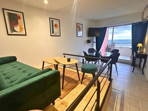 TV - Asteria by Pom, pkg, clim, wifi (Agde)