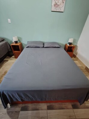 1 bedroom, iron/ironing board, WiFi, bed sheets - Casita Óre Maráma Pói (Del Coco Beach)