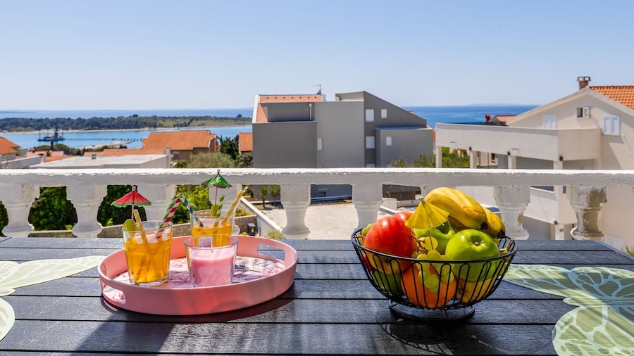 Apartments Villa Mavi, Novalja