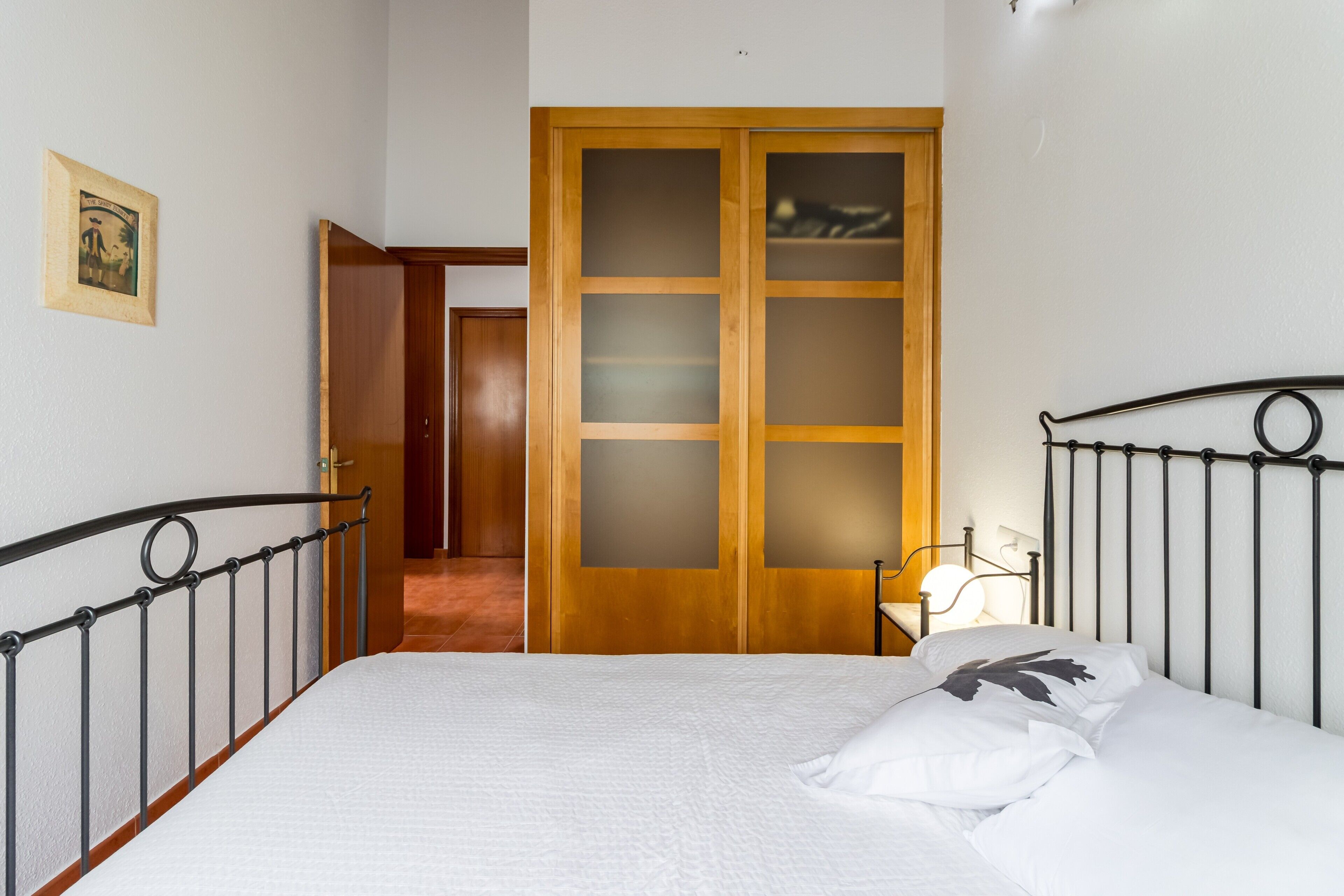 4 bedrooms, WiFi, bed sheets