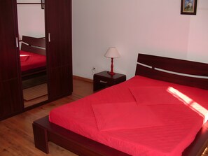 2 camere, ferro/asse da stiro, Wi-Fi