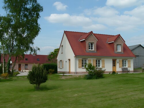 Spacious 75 m² Cottage with 2 Bedrooms, 1 Hour from Le Touquet
