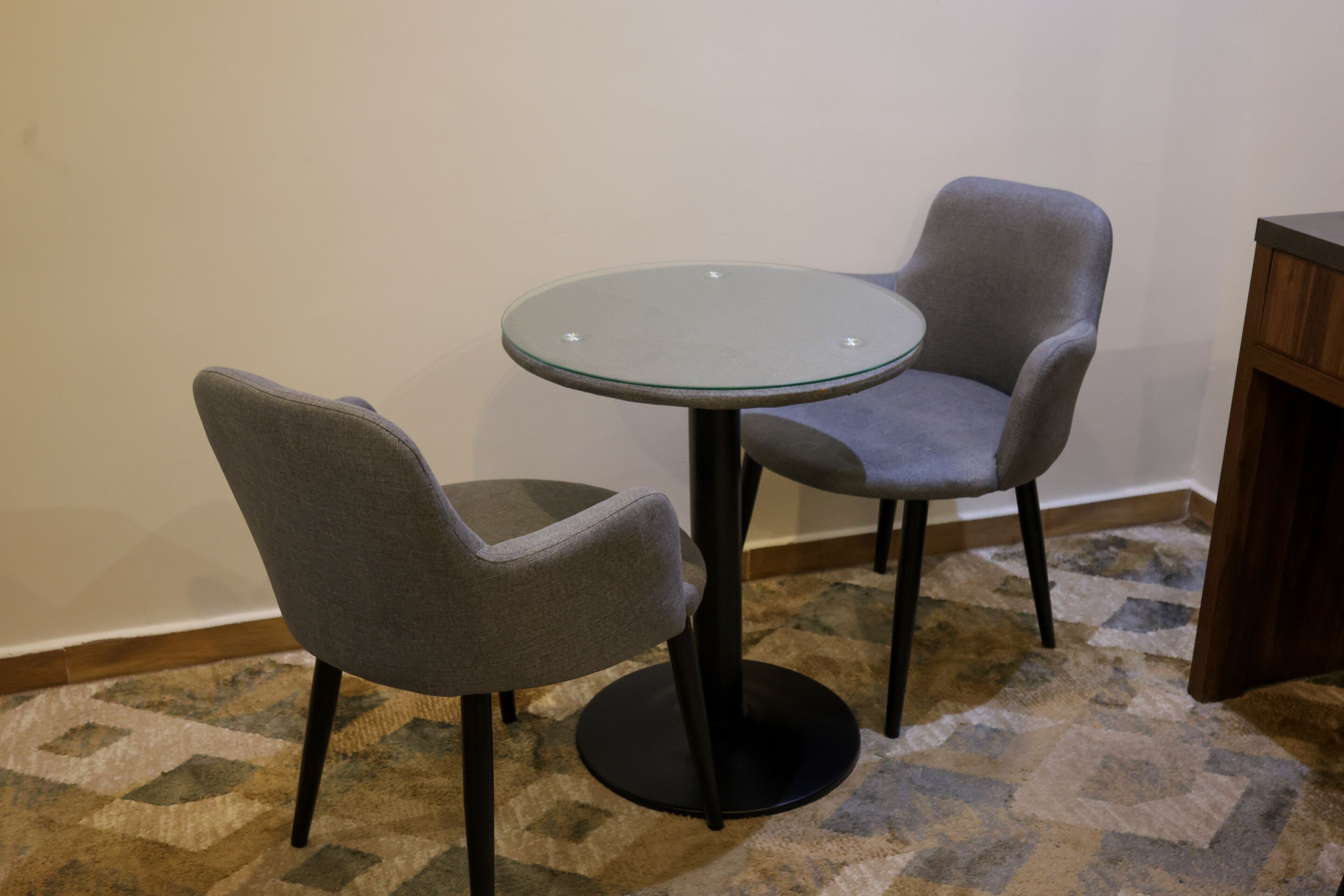 Comfort Studio Suite | Dining