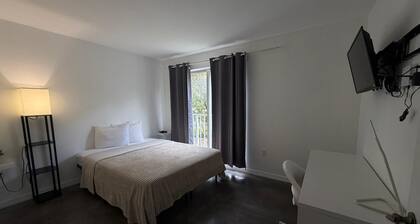 Triangle Suites LLC