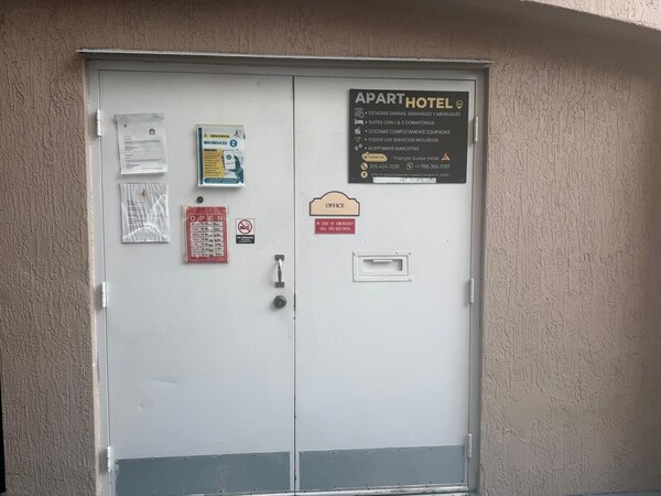 Triangle Suites Llc - Florida