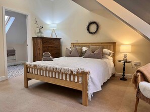4 bedrooms, free WiFi, bed sheets - Entire home in County Durham, United Kingdom - Pass the Keys (Spennymoor)